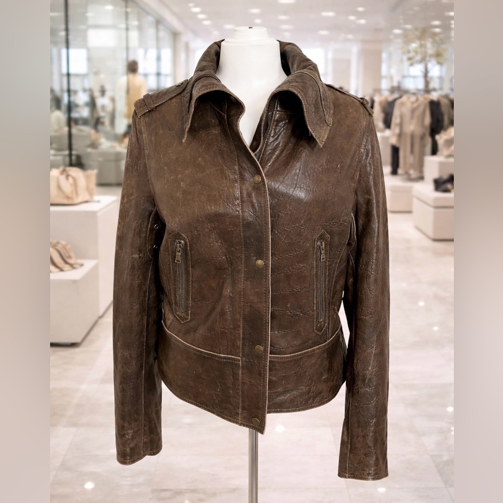 Andrew Marc Brown Leather Jacket Collared Neckline Zippered Sleeves Never Worn